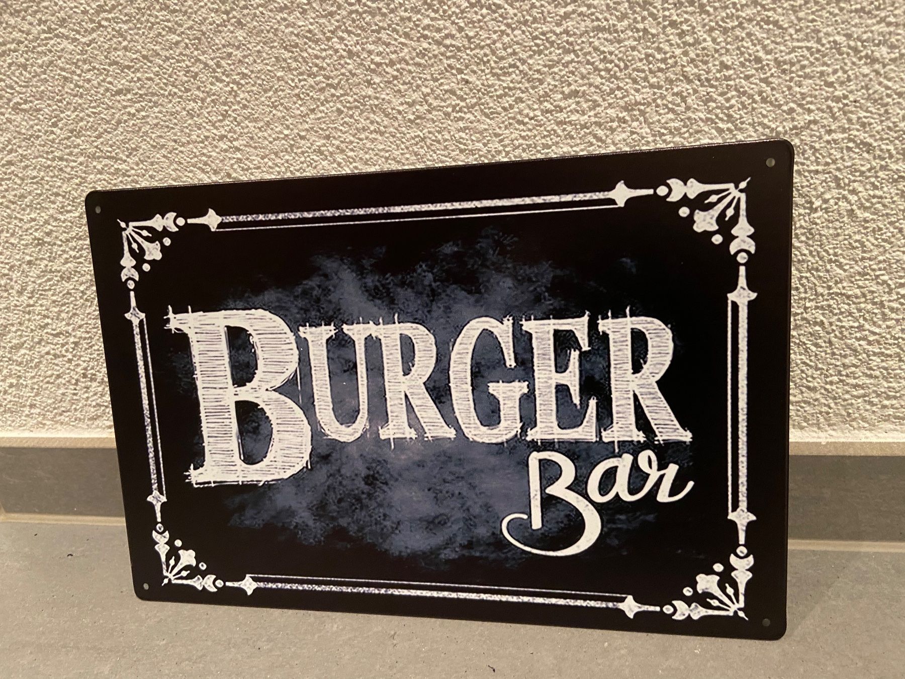 Insegne: Schild Metall Burger Bar / Dekorieren/ Neu / – Nuovo e nell'imballaggio originale da Seon venduto da Aaargauer01 5