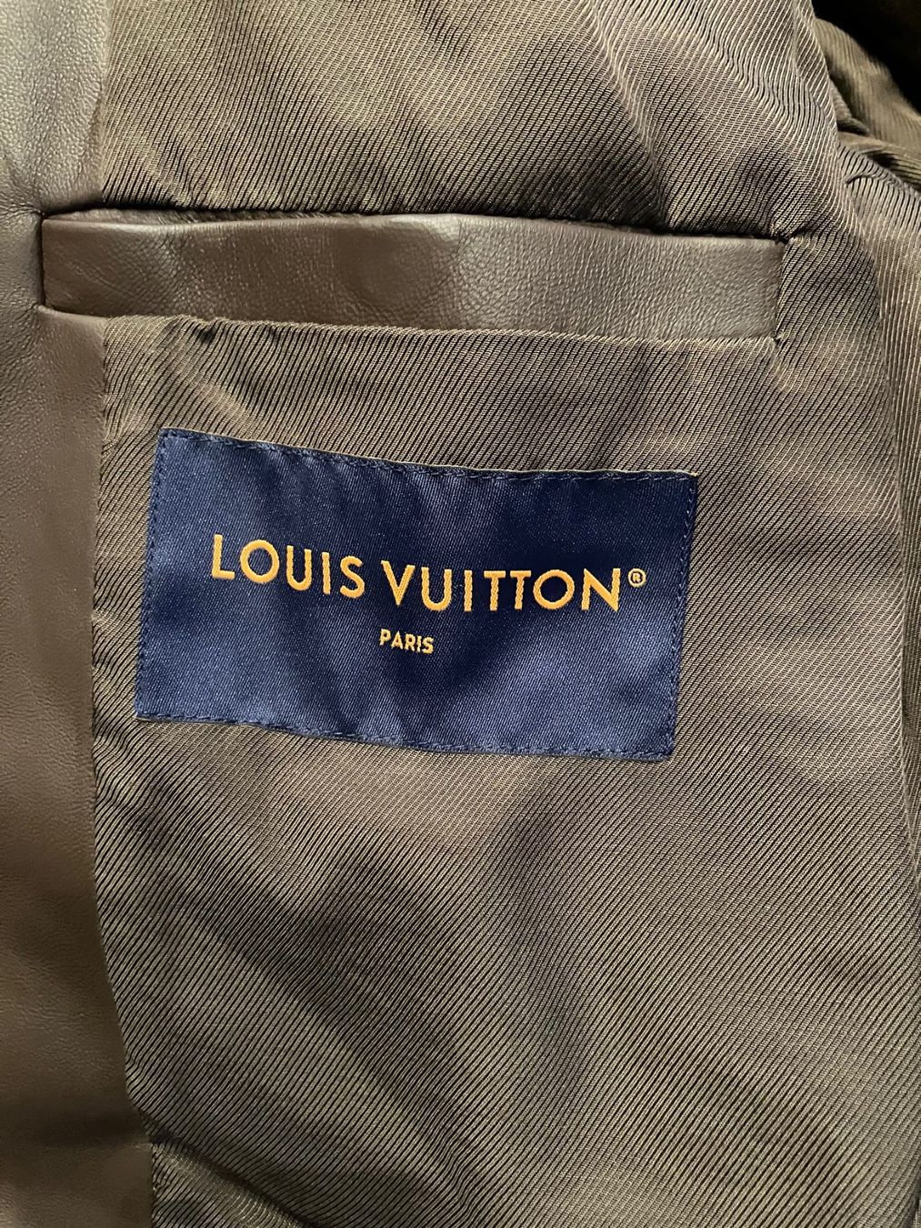 Louis Vuitton Giacche: Louis Vuitton Monogram Pufferjacke Gr. 50 – Nuovo e nell'imballaggio originale da Zäziwil venduto da Bewy1 3