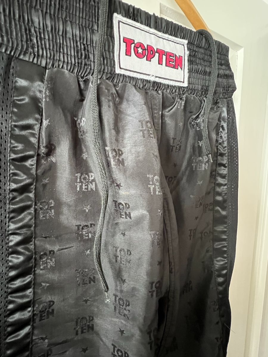Hosen: Kickboxhose Gr. S – Neu (gemäss Beschreibung) aus Menziken von Giulietta1 2
