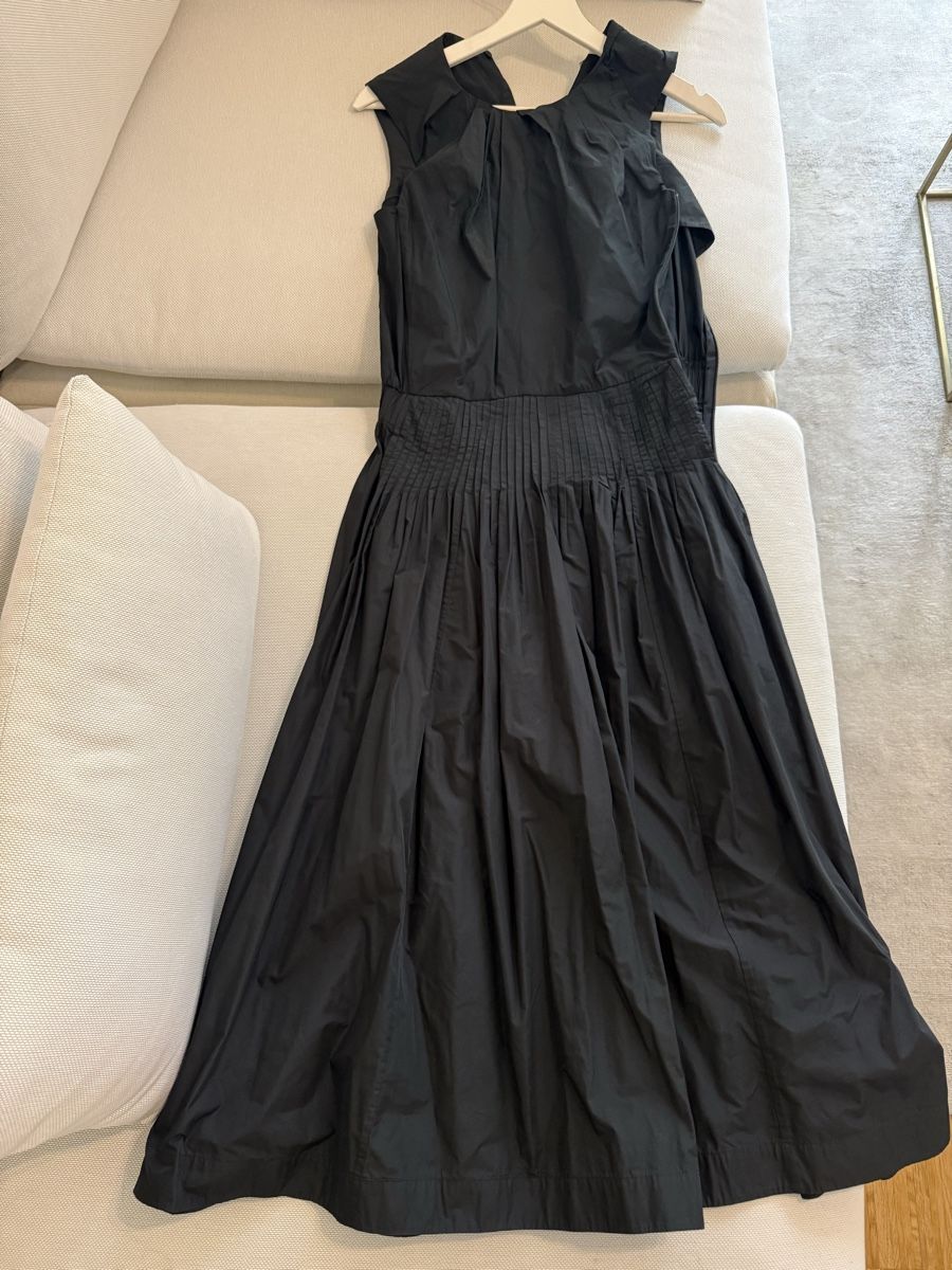 Cos Robes: Schwarzes COS Kleid/ Gr.34 – D'occasion à Zürich par secondhandpassion