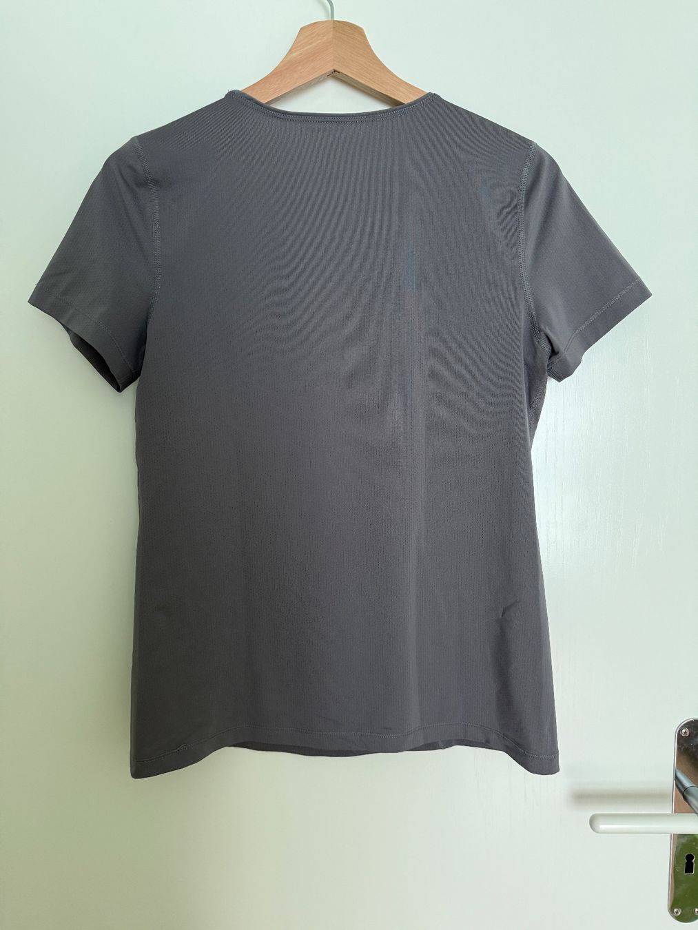 Nike T-shirt: Nike Dri-Fit T-Shirt Grösse M – Usato da ZUFIKON venduto da SULMI01 1