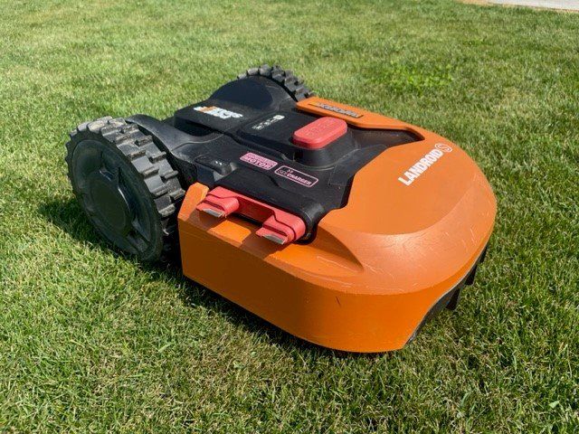 WORX Landroid Mähroboter S300 M inkl. Ladestation Kaufen auf Ricardo