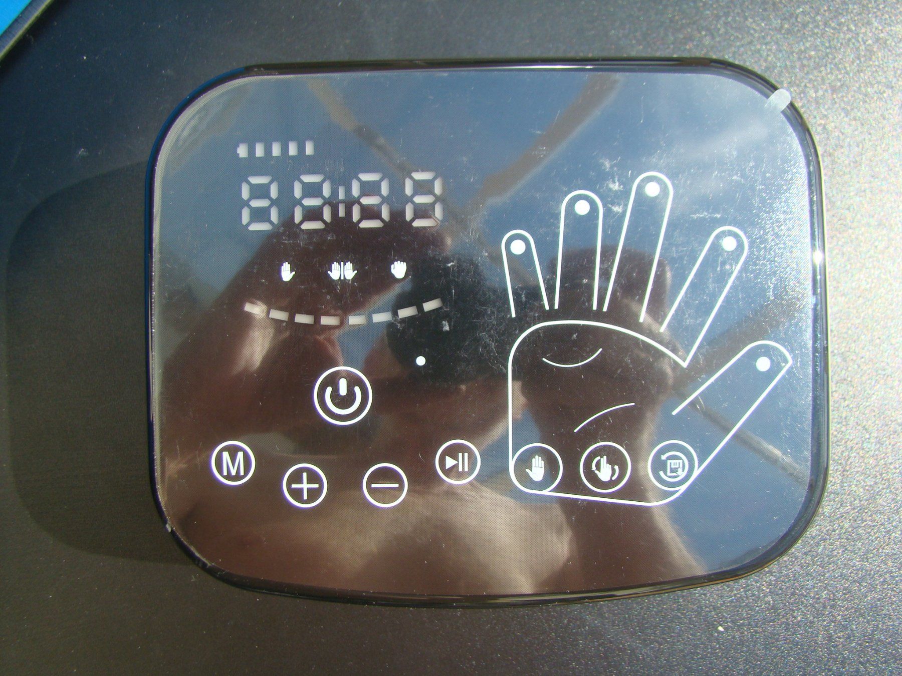 Massagegeräte: Multifunktions Handmassagegerät Robot Training Glove Neu – Neu und originalverpackt aus Walzenhausen von Vanquish711 5