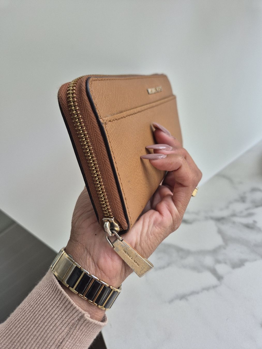Michael Kors Portamonete: Michael Kors Jet Set Travel Wallet – Usato da Weisslingen venduto da Airgate 7