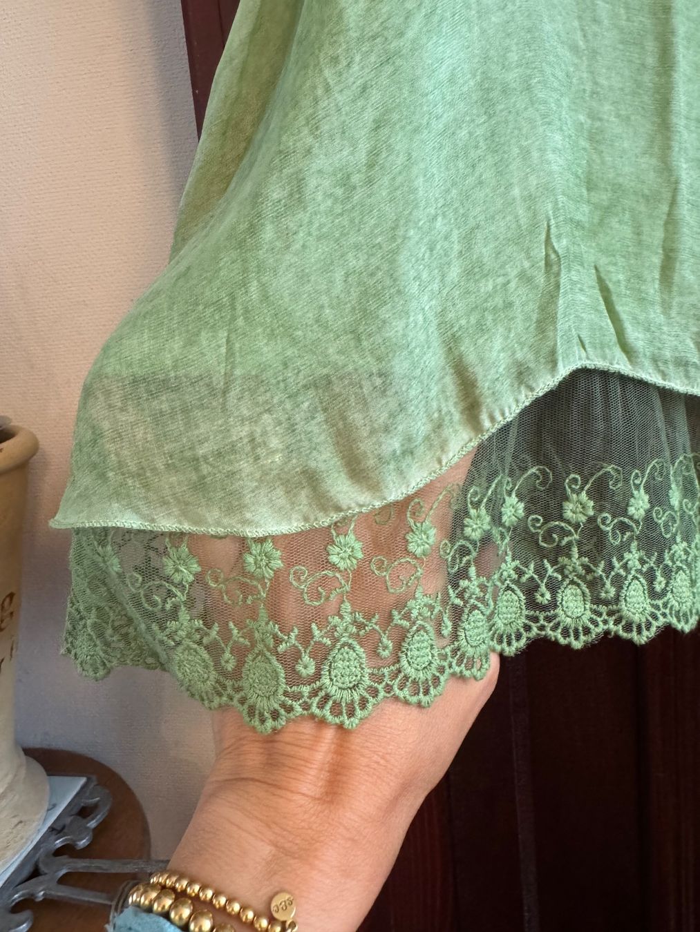 Top: Seidenbluse Top Oberteil – Usato da Obfelden venduto da cesarina10 3