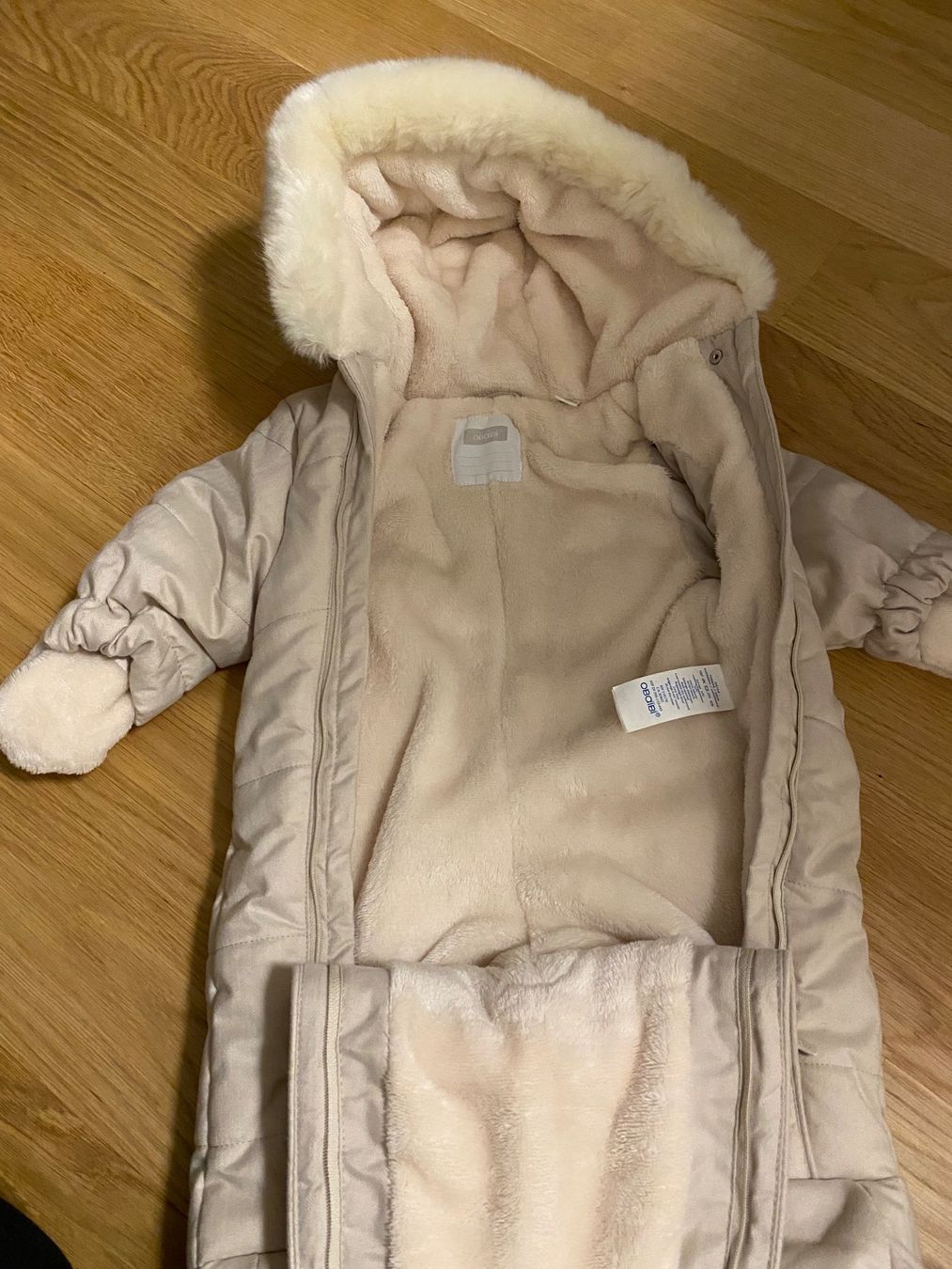 Completi: Schneeanzug baby 0-3 monate – Nuovo (secondo la descrizione) da Zürich venduto da SS59 4