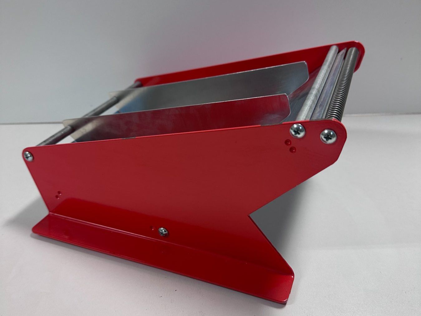 Sticker: Robuster Etikettenspender aus Metall – Usato da Dietikon venduto da DQSolutions 3