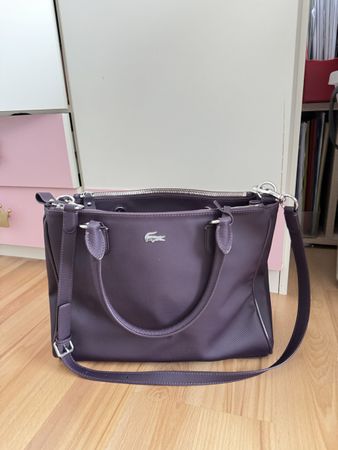 Lacoste Handtasche violett