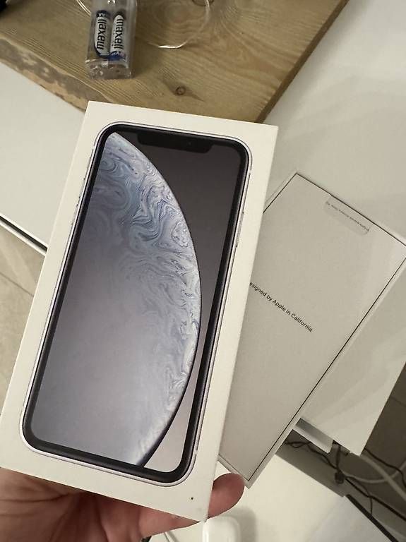 Telefoni cellulari / Smartphones: Iphone XR 128gb  – Usato da Trübbach venduto da nic_hgn9 2