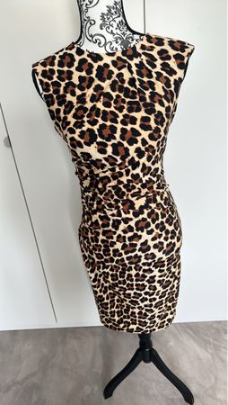 Damen Kleid Leo Print Grösse S 