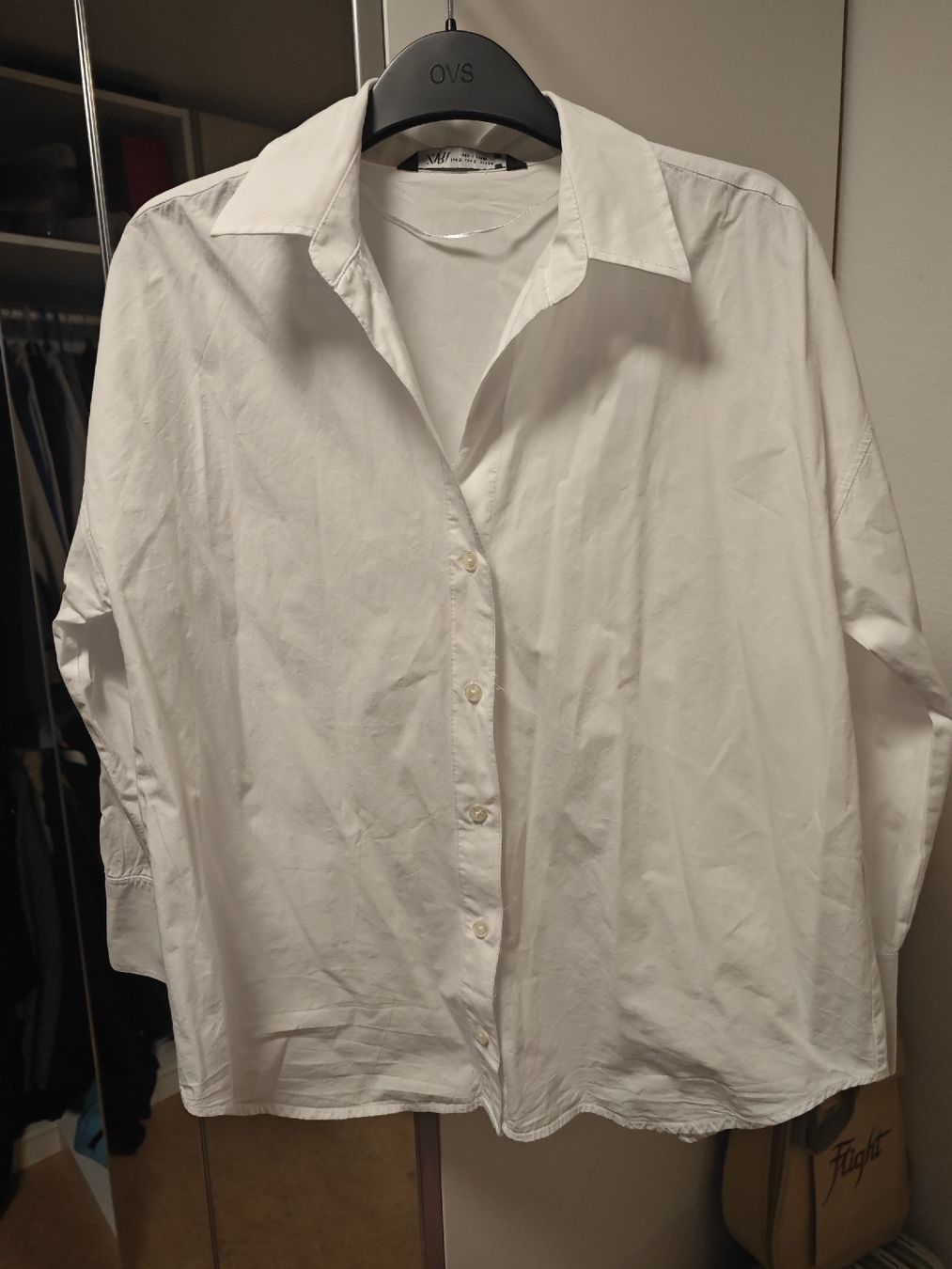 Zara Camicette: ZARA Basic Popelinehemd mit V-Ausschnitt – Nuovo (secondo la descrizione) da Wädenswil venduto da macik 3