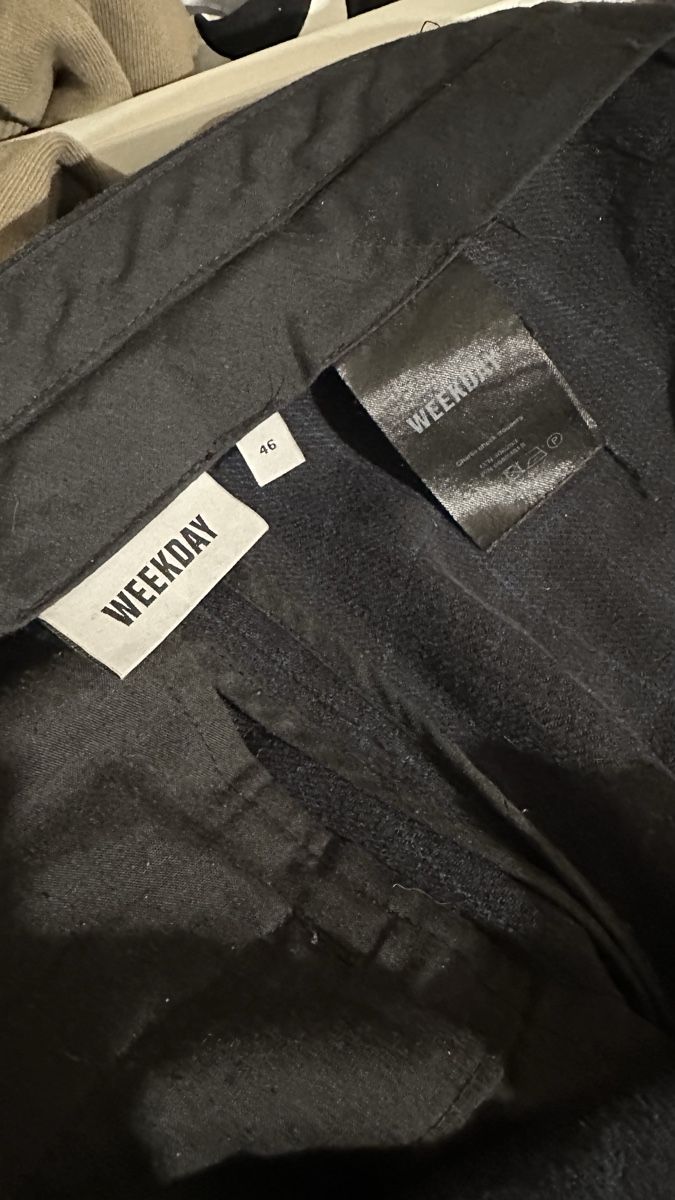 Weekday Hosen: Weekday Charlie Checked Trousers Size 46 – Gebraucht aus Genève von ravehotline 3