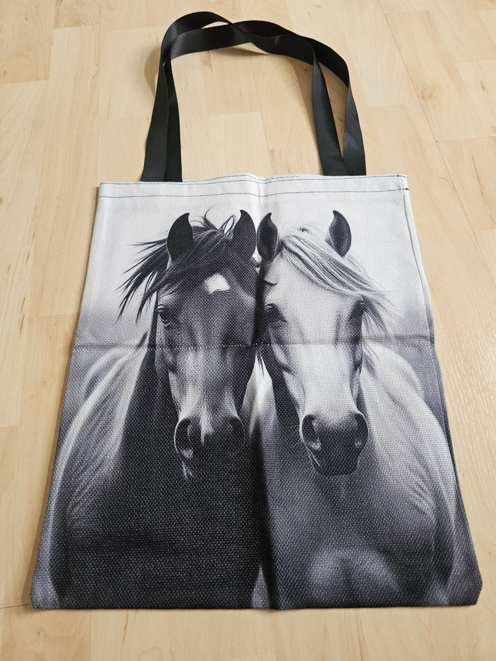 Kindertaschen: 2 Taschen mit Pferdemotiv – Gebraucht aus Balterswil von Dikdik1992