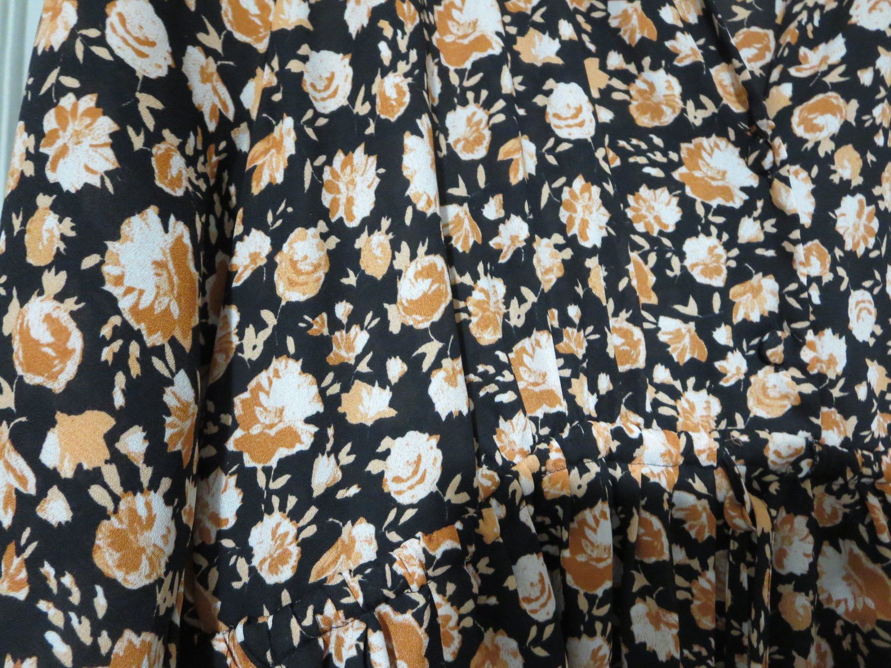 Zara Kleider: Damen Frühlings-Kleid /Gr. XS – Gebraucht aus Wallisellen von Arvenstube 4