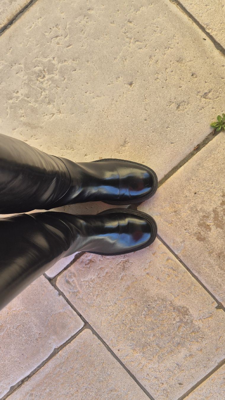 Stradivarius Chaussures femmes: Bottes hautes – D'occasion à Miège par zuf_k2z2 2