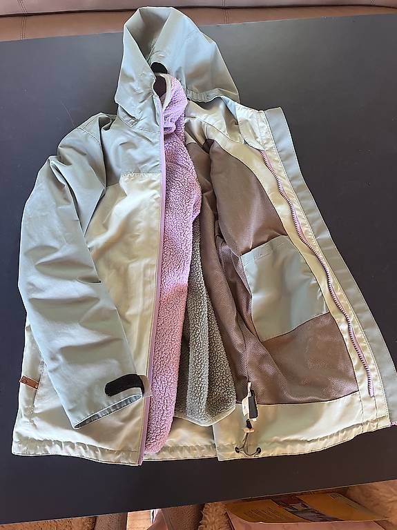 Rukka Jacken & Mäntel: Regenjacke von Rukka – Gebraucht aus Flims Dorf von sa_salome 2