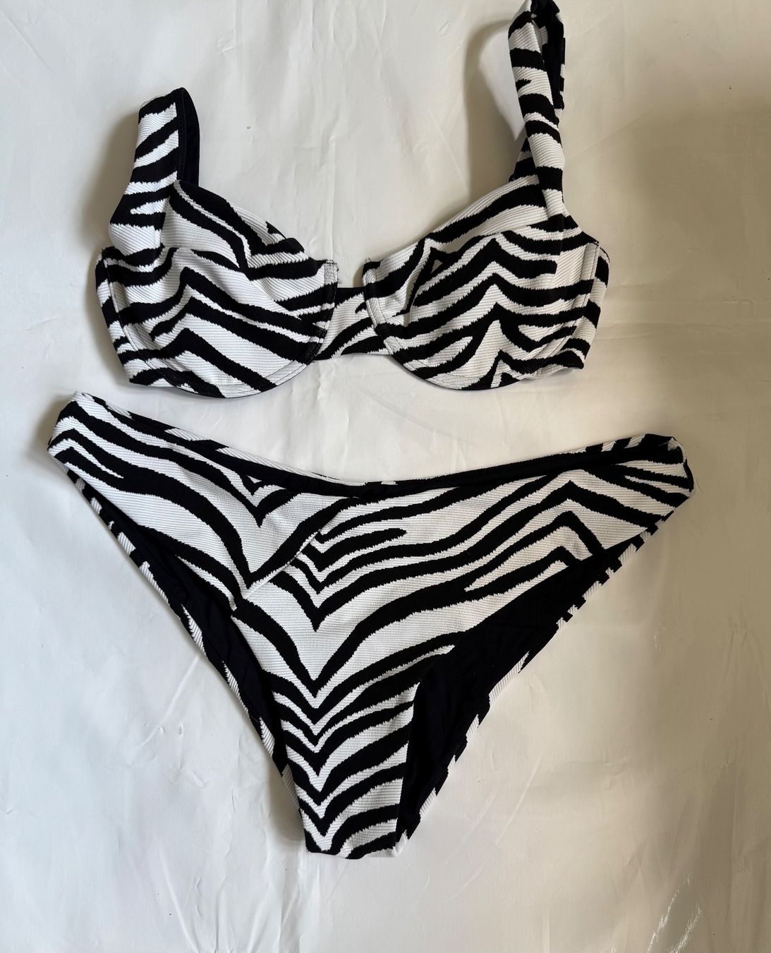 Badekleider & Bikinis: Bikini von Vetchy Gr. L – Gebraucht aus Pfäffikon ZH von Margot1