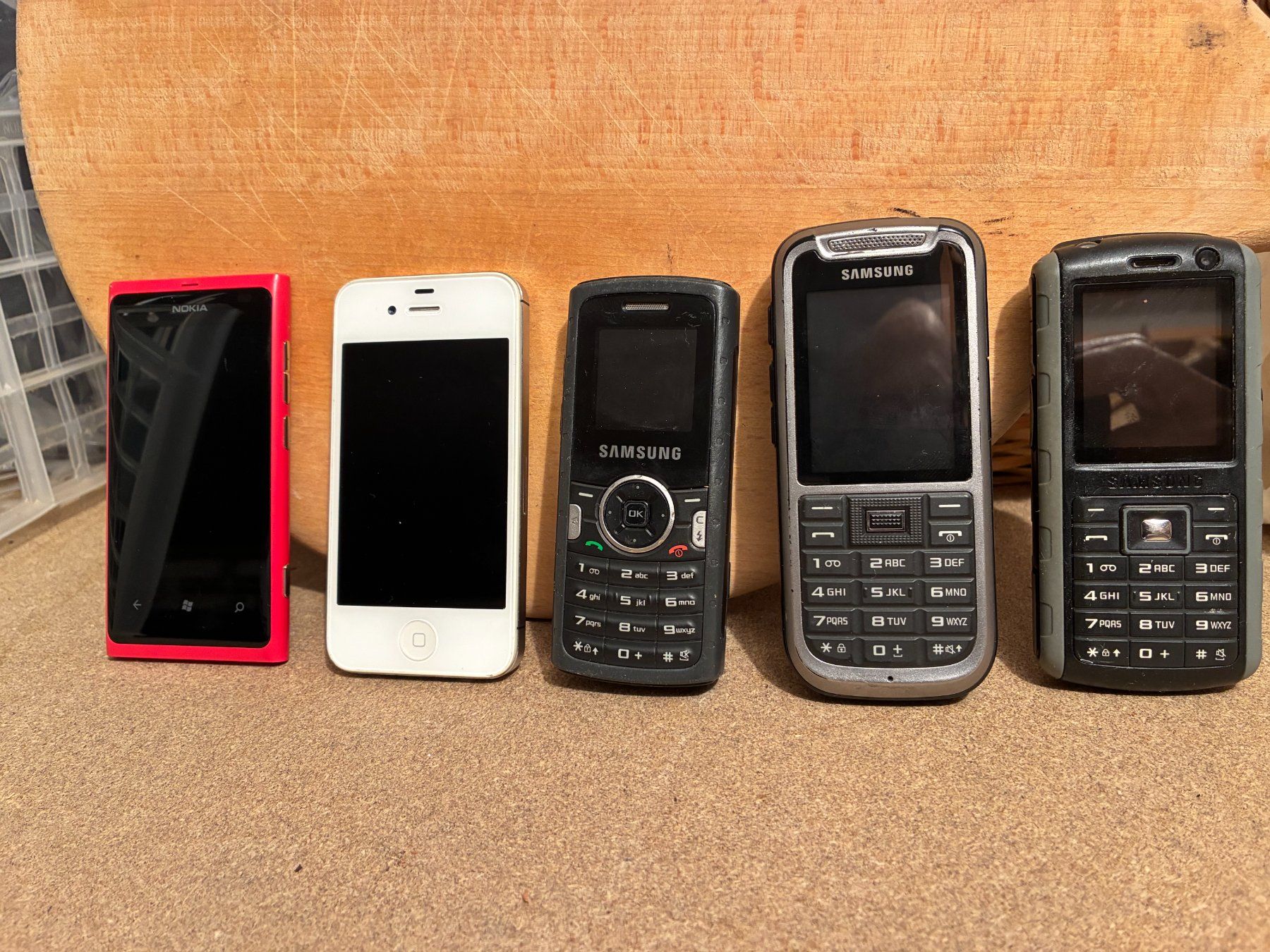 Samsung Handys / Smartphones: Alte Handy – Gebraucht aus Emmenbrücke von charly4940