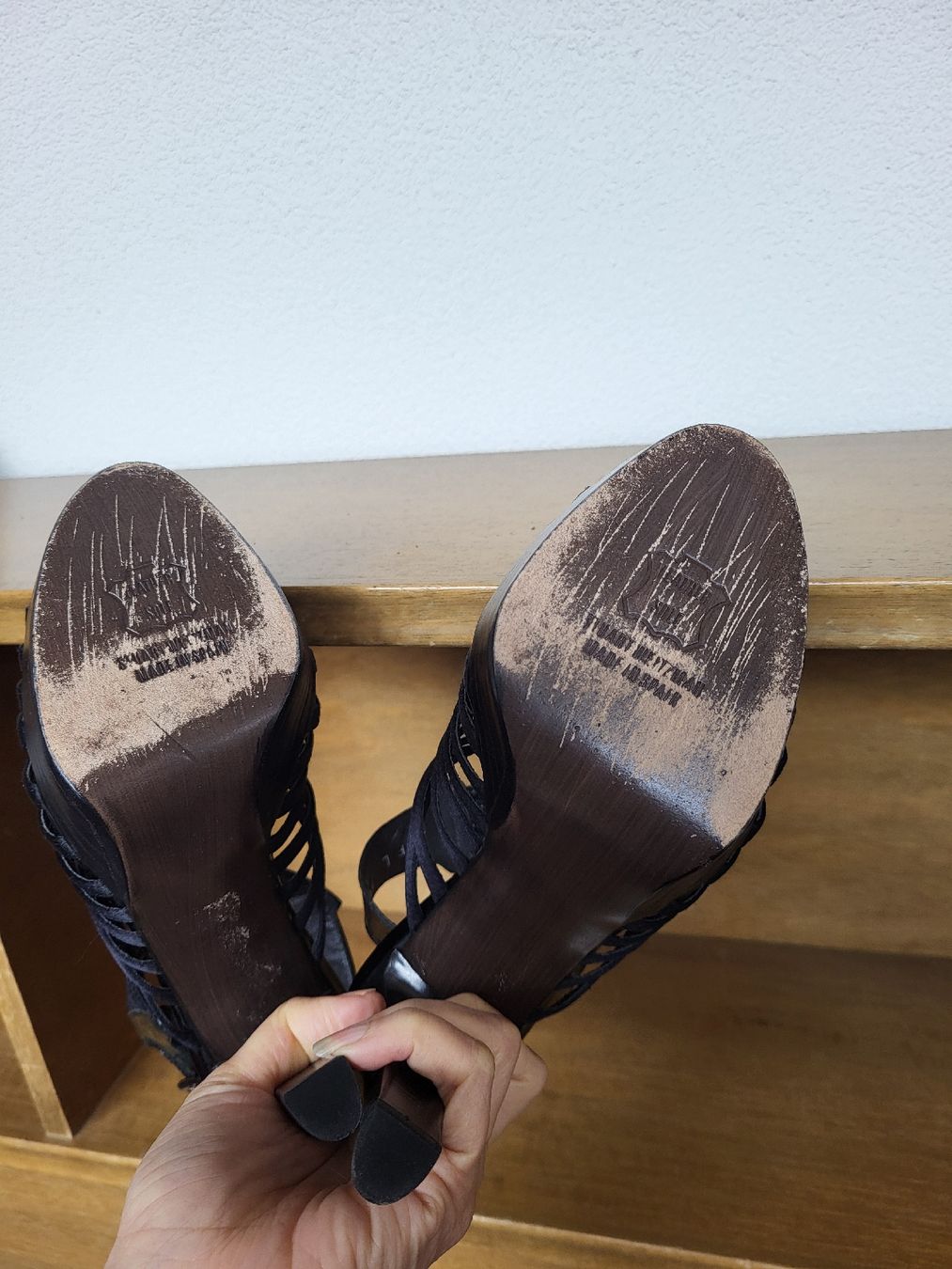 Stuart Weitzman Scarpe da donna: Originale Stuart Weitzman Sandale – Nuovo (secondo la descrizione) da Zweisimmen venduto da Adorable 3