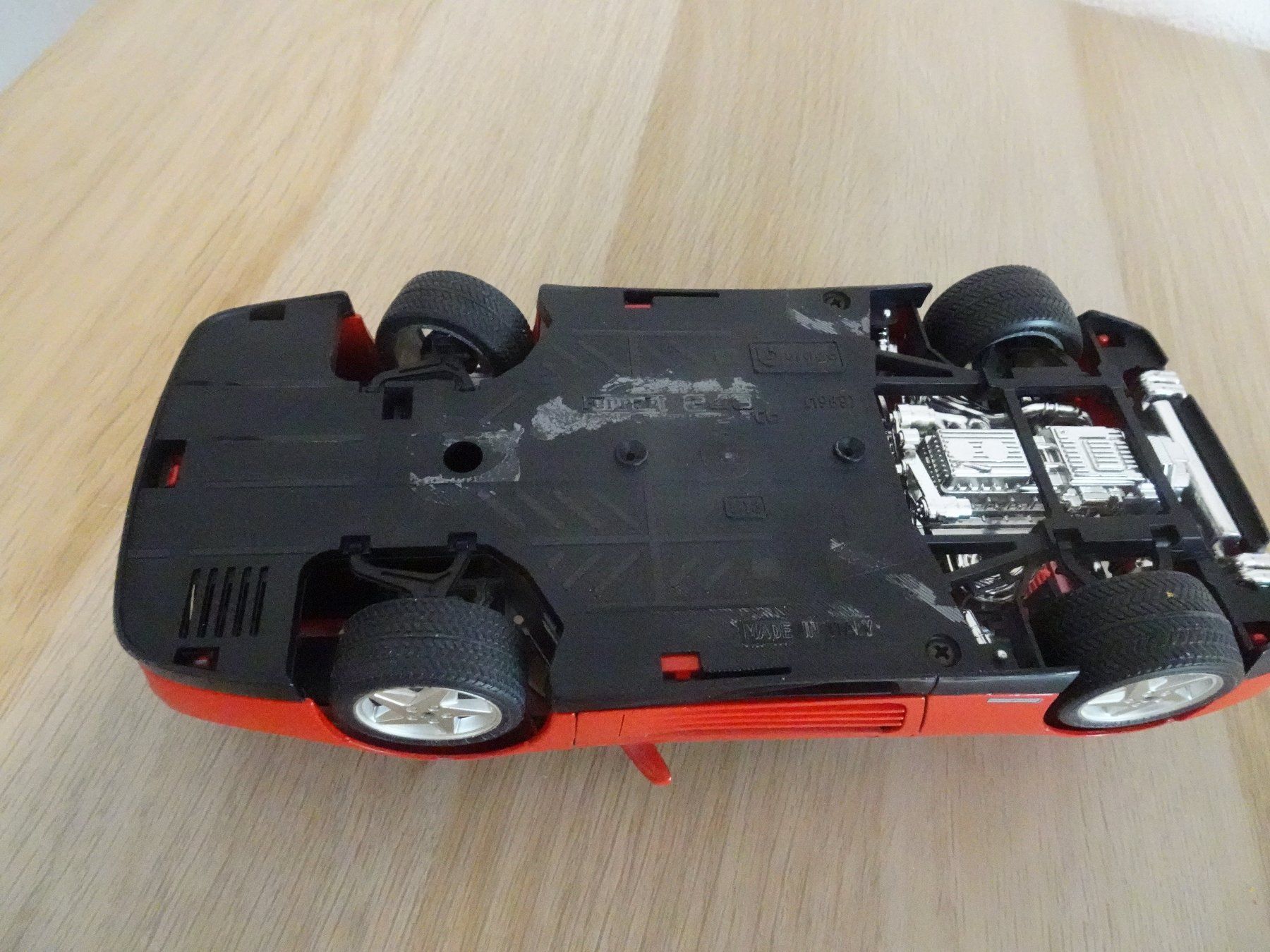 Bburago Modellautos: Bburago - Ferrari 348ts, 1:18 – Gebraucht aus Grossaffoltern von berner85 4