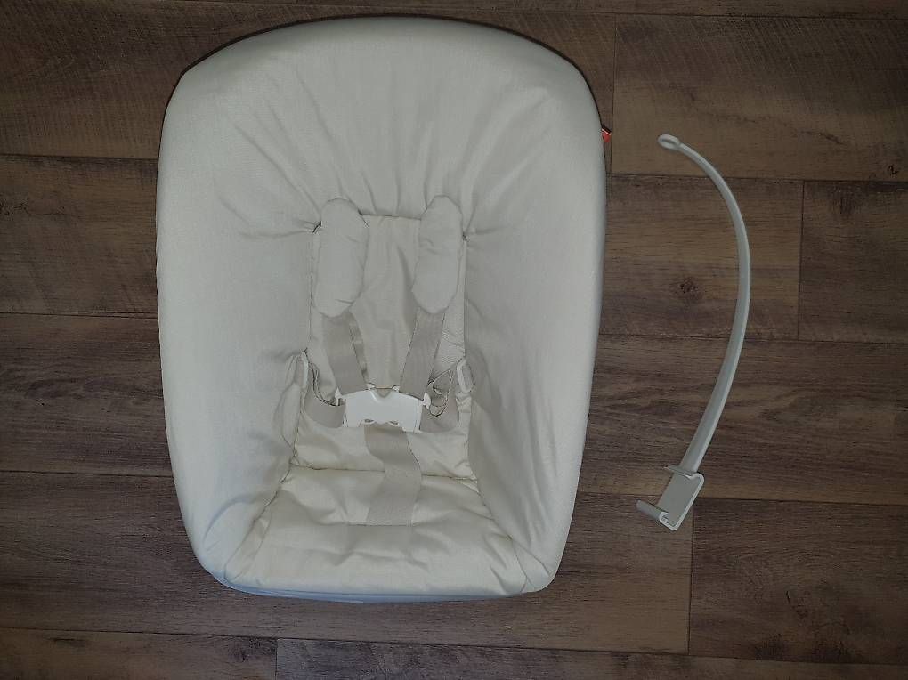 Stokke Hochstühle: Stokke Tripp Trapp Newbornset in grau – Gebraucht aus Schüpfen von SANNYLI31