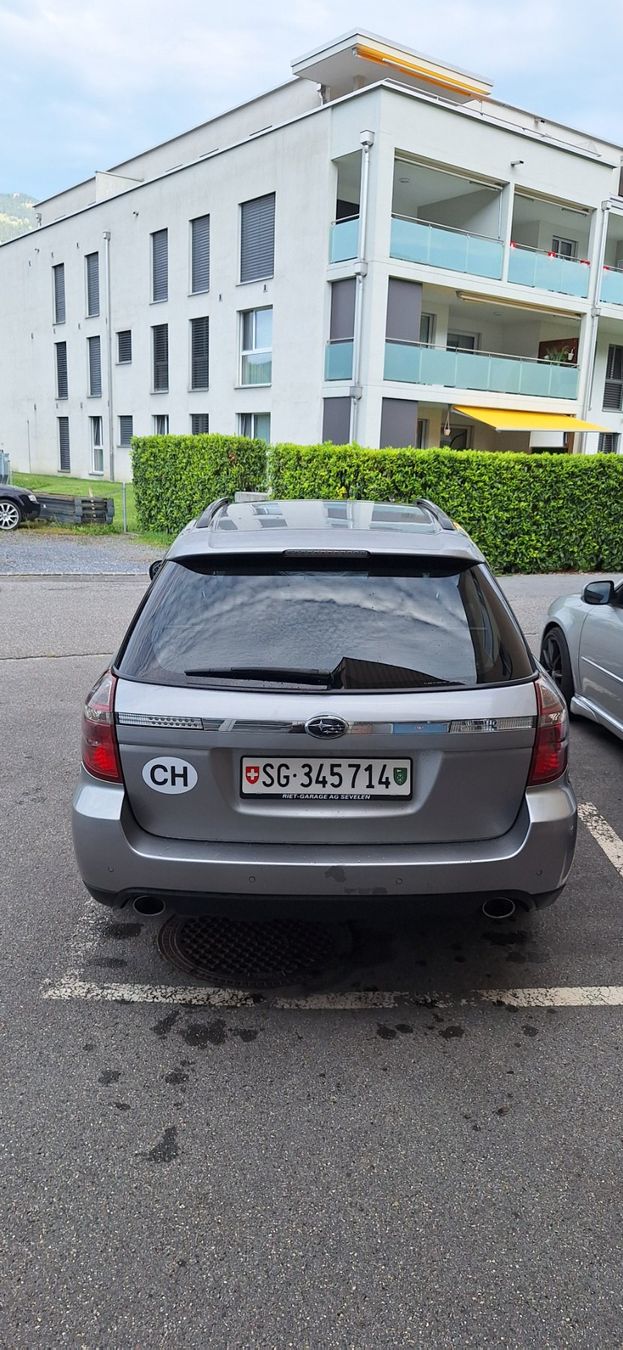 Subaru Autos: Outback 2.0 Diesel 2008 – D'occasion à Sevelen par StalkeronPaws 3