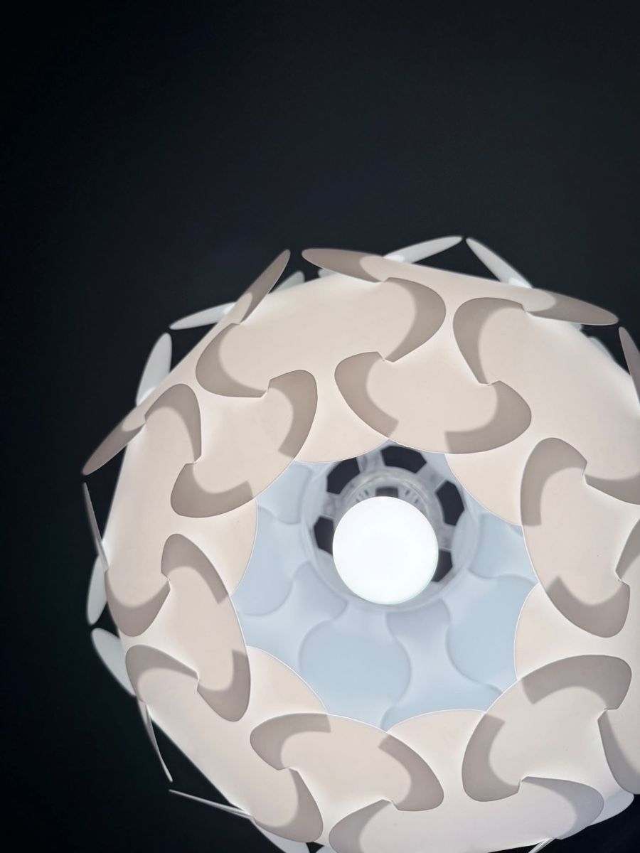 Ikea Lustres & lampes de plafonds: Ikea lamp – D'occasion à Zermatt par CyprienJ 2