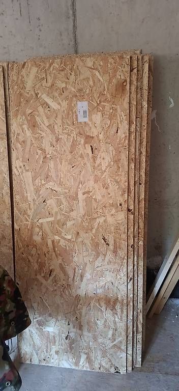 Tutti pezzi di ricambio auto:  pannelli osb nuovi – Usato da Cassina d'Agno venduto da byscarci 2