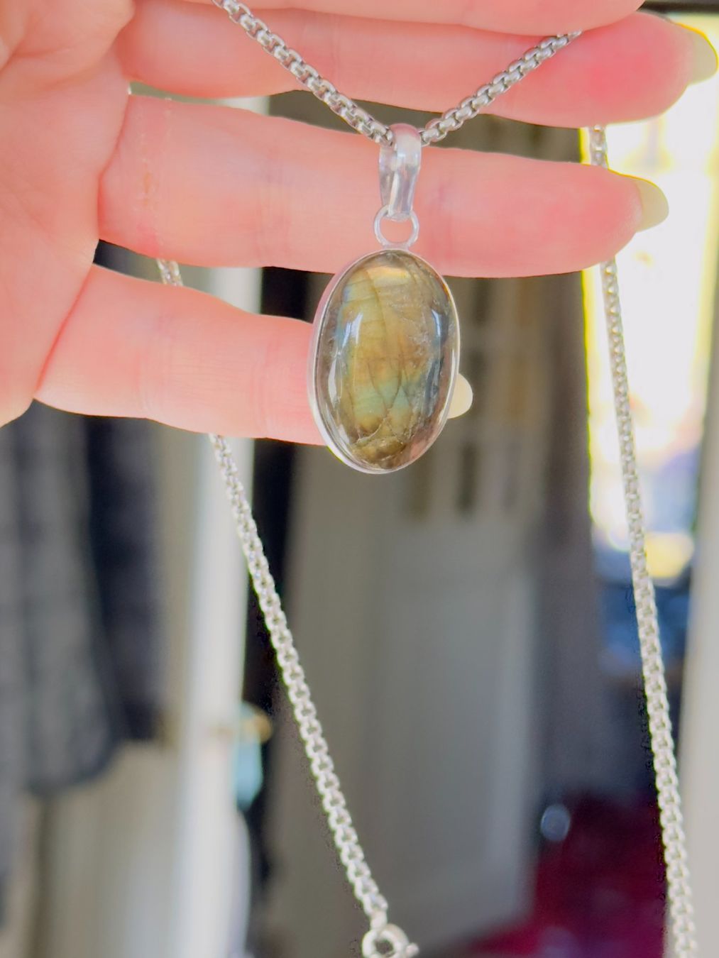 Catenine: Fashionable labradorite necklace – Nuovo e nell'imballaggio originale da Genève venduto da AGBERG