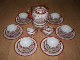 Echtes japanisches Teeset mit japanischen Geisha Motiven