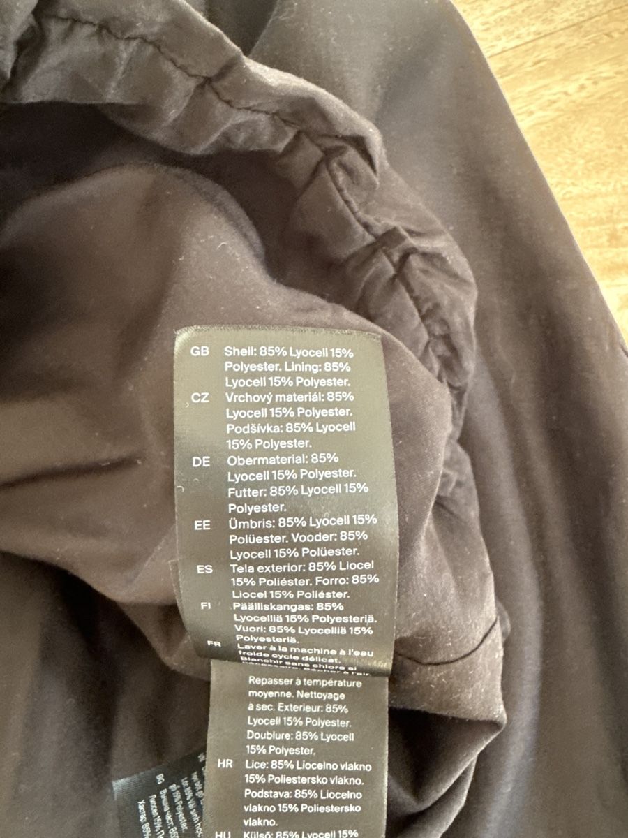Cos Blusen: Cos Bluse – Gebraucht aus Gibswil von spongii 3