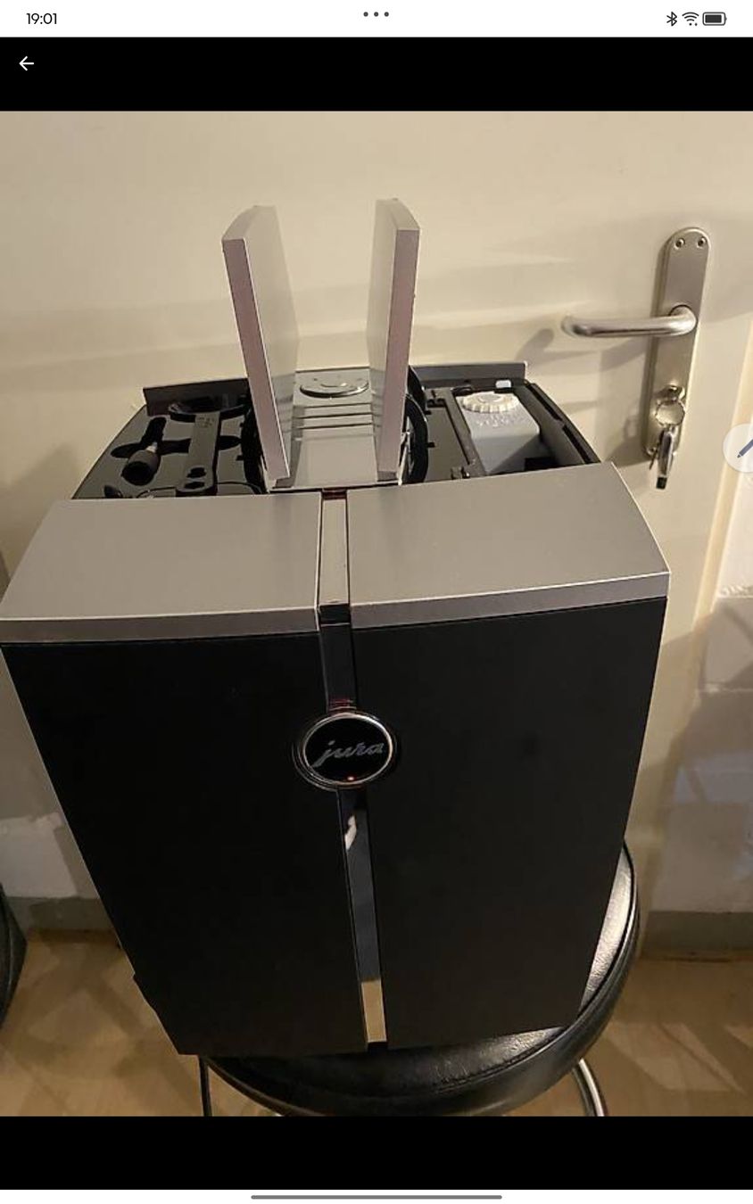 Jura Macchine per caffè & Macchine per espresso: Jura J5 ab Service  – Usato da sulgen venduto da 270963 3