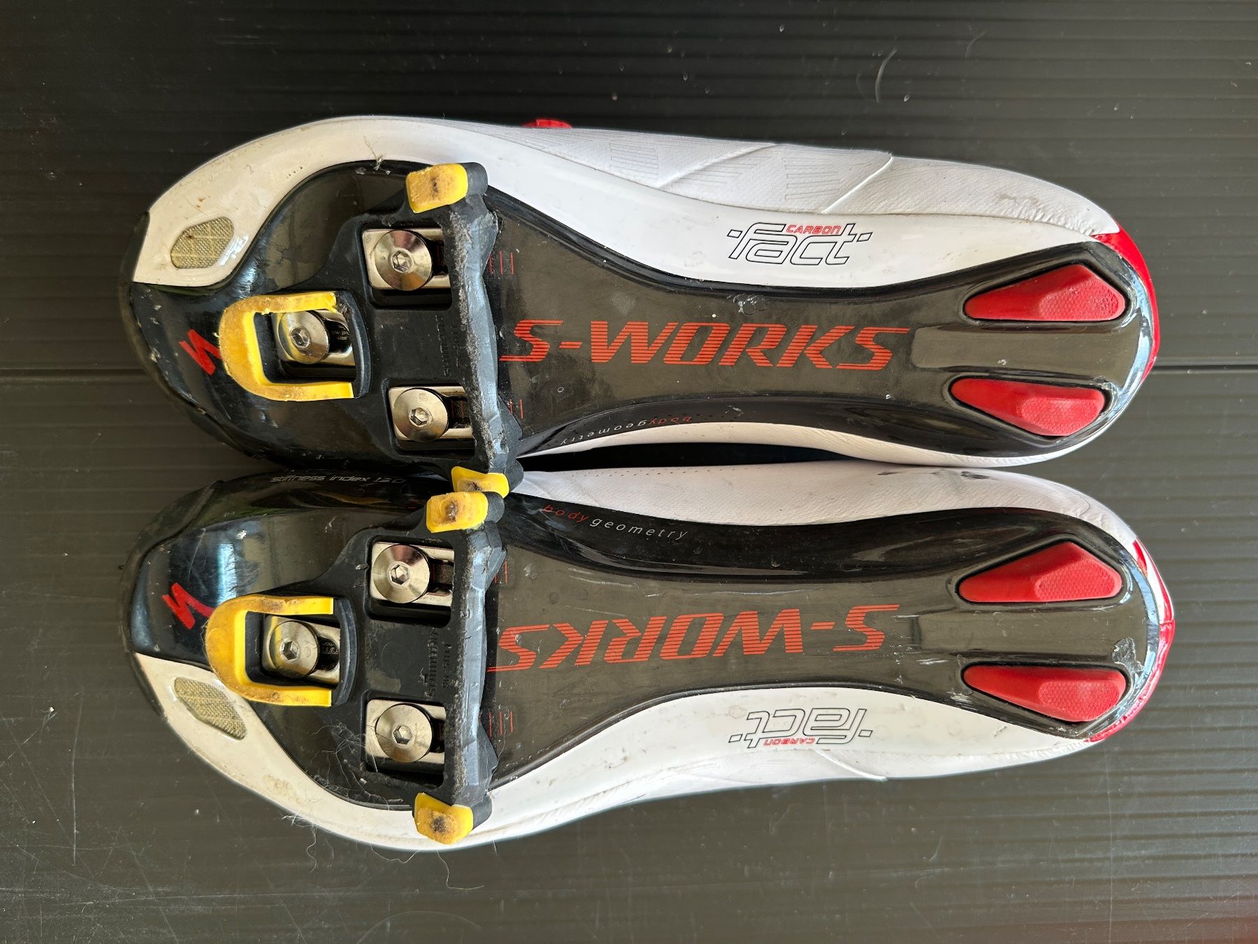 Scarpe da uomo: Specialized S-Works Rennradschuhe Carbon Gr. 43.5 – Usato da Lenk im Simmental venduto da mar_gw8m