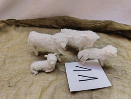 Schwarzenberger Krippenfiguren 4 kleinen Schafe