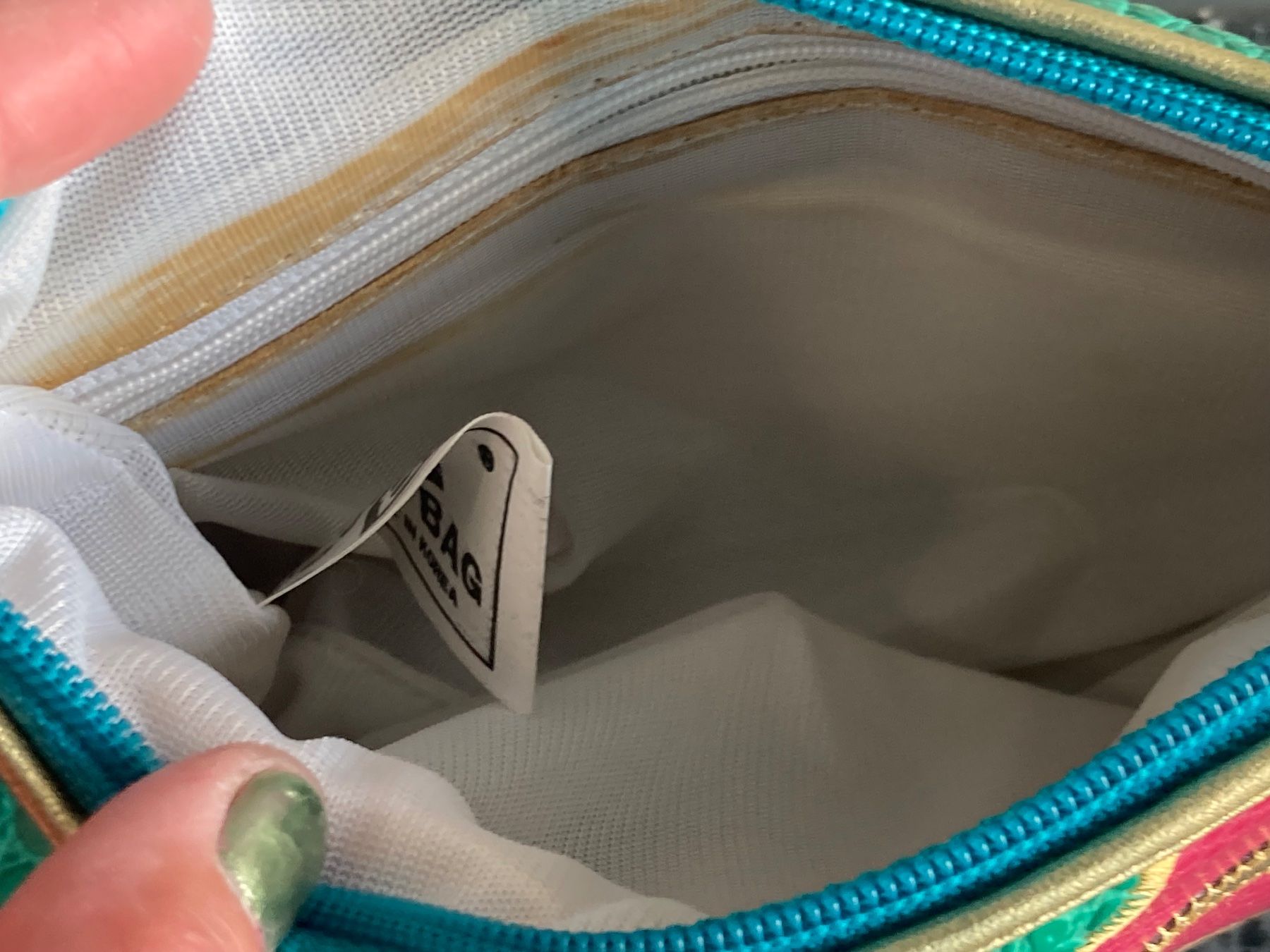 Borse da donna: Bunte Patchwork Handtasche mit Quaste, Retro Sommer Trend – Usato da Zürich venduto da Idbiw 6