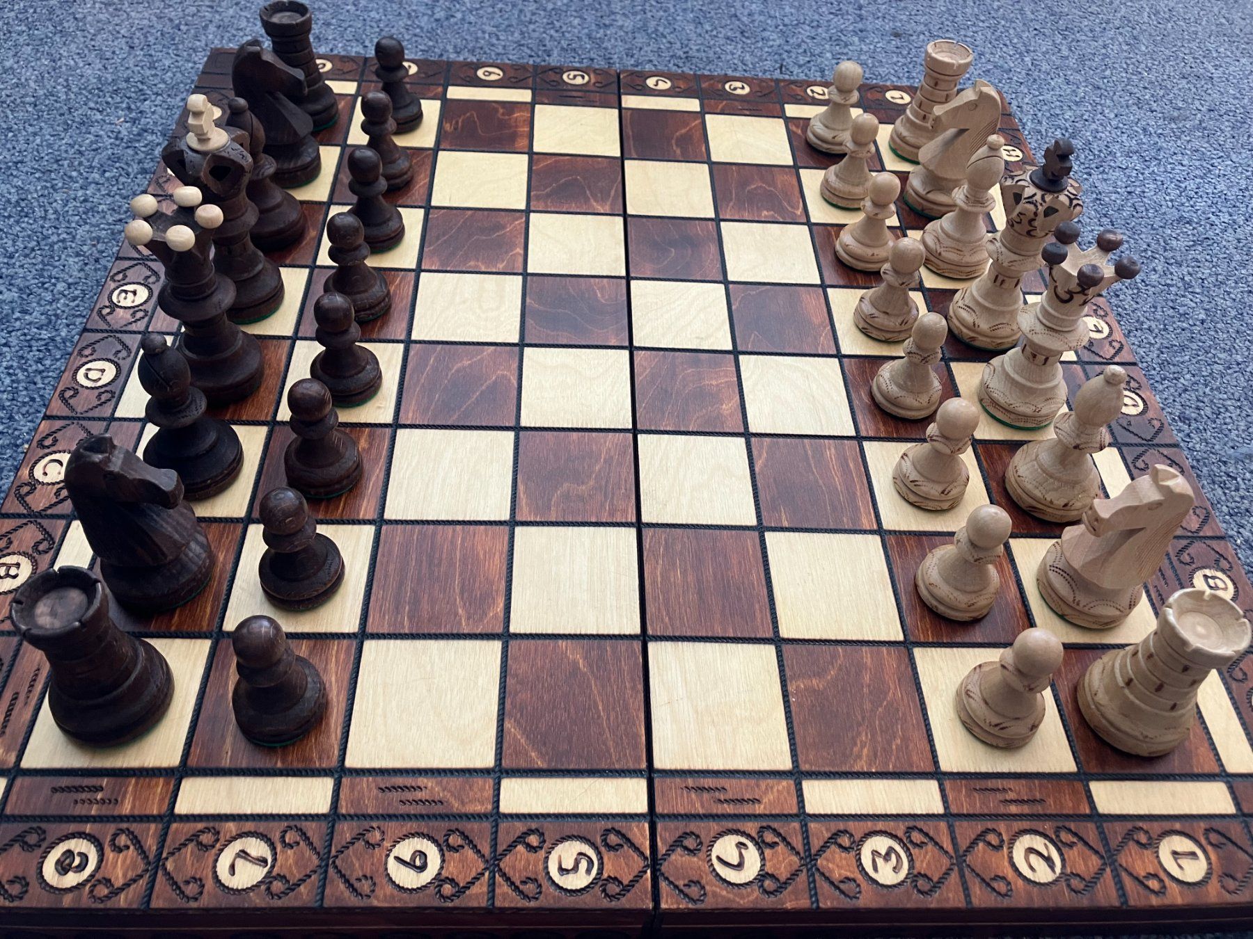 Spiele: Echiquier artisanal (grande taille) – Gebraucht aus Meyrin von Julien333 5