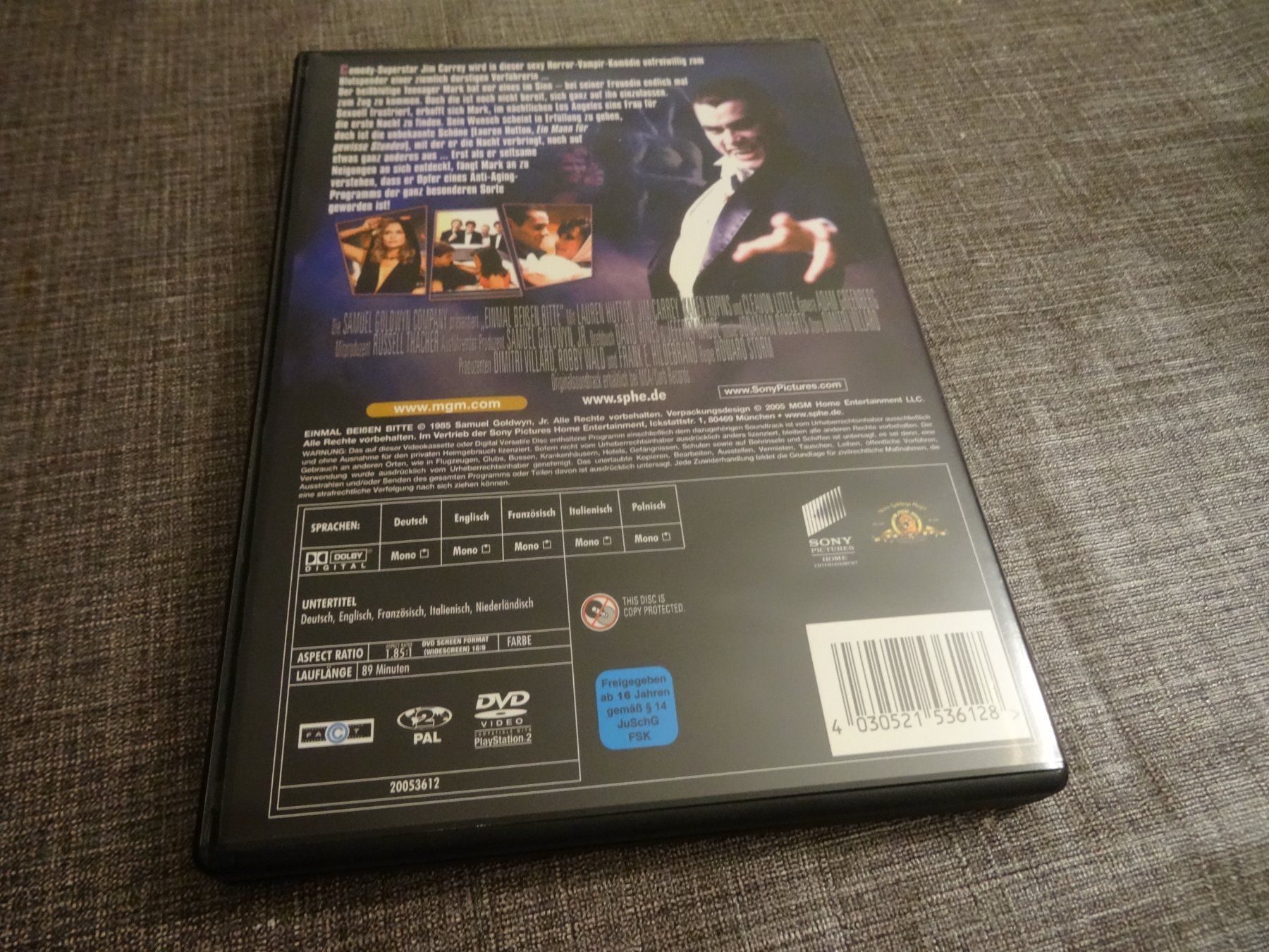Tutti i DVDs: DVD Einmal Beissen Bitte – Usato da Olten venduto da Disc-Verkauf 2