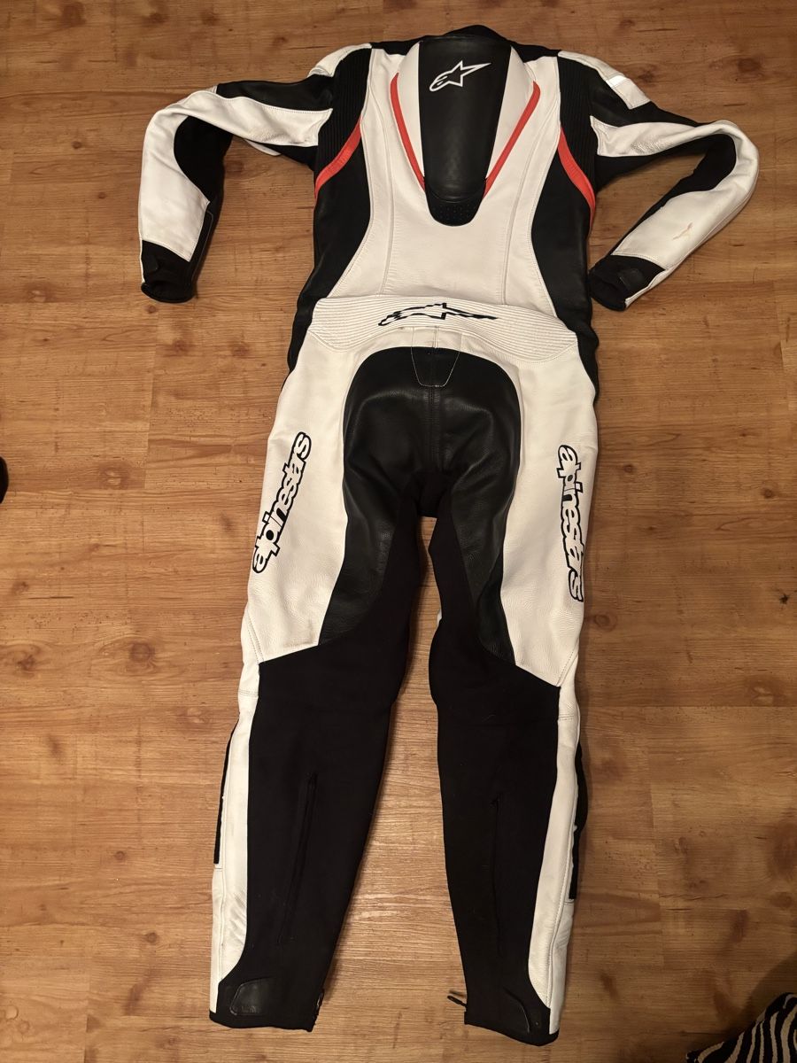 Completi & Tailleur: Alpinestars Motorradkombi – Usato da Zell LU venduto da Blubber82 1