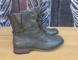 Stiefel Mustang gefüttert grau guter Zustand