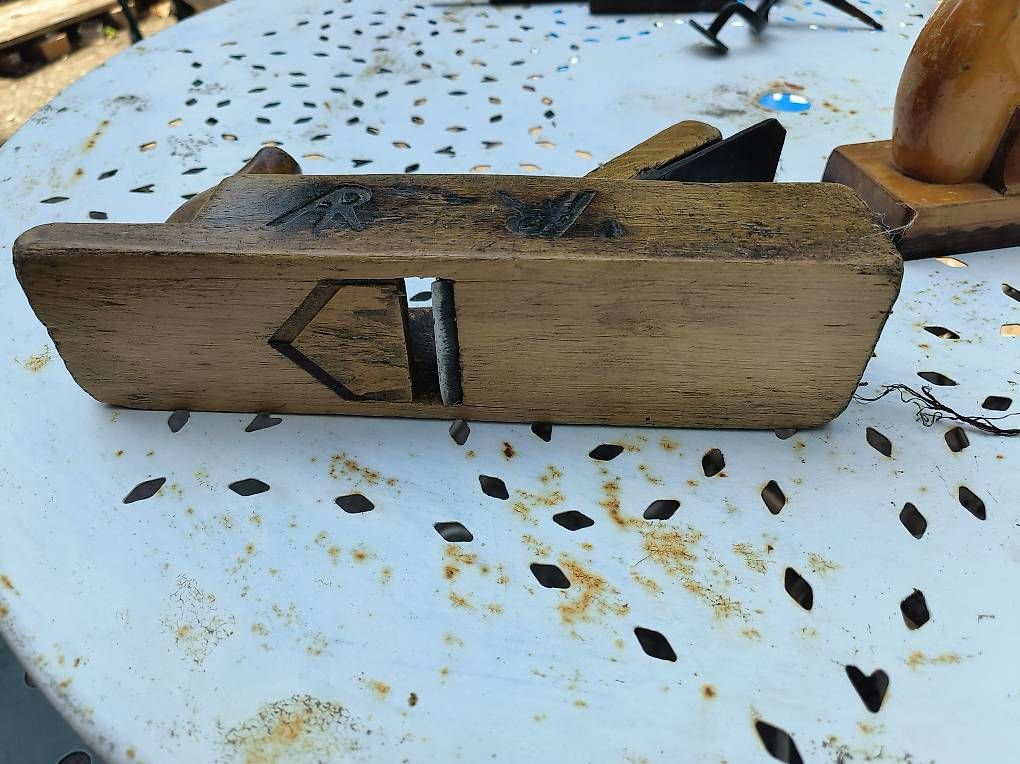 Tous les outils: Werkzeug Holzhobel alt  – D'occasion à Schaffhausen par Airsue 1