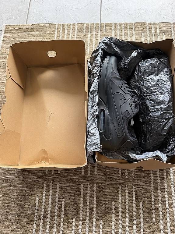 Nike Herrenschuhe: Nike Air Max – Neu und originalverpackt aus Wangen ZH von alexia022 4