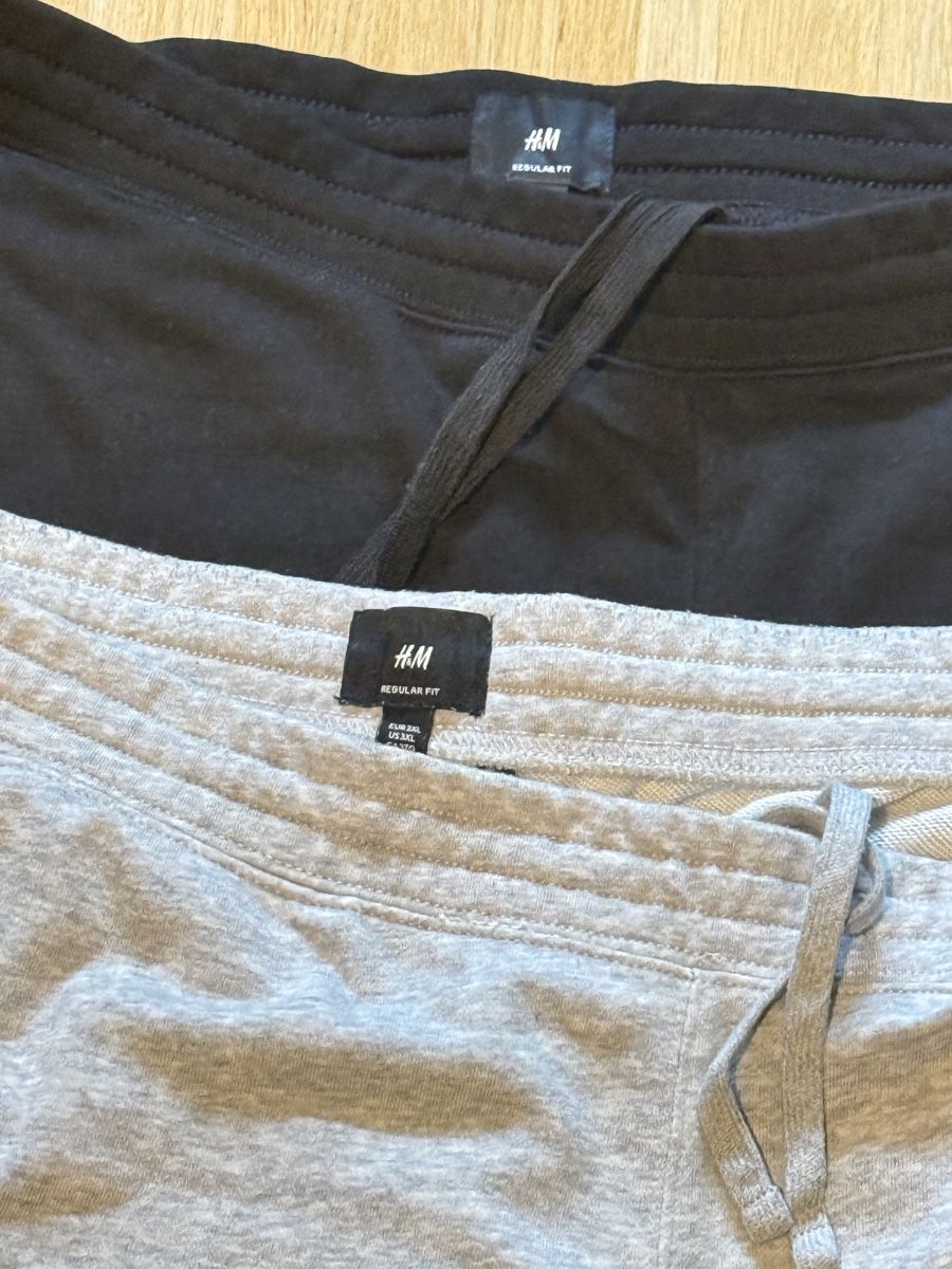 H&M Pantalons: 4x Sweatshorts Regular Fit – D'occasion à Allschwil par Collector.Shop.Swizz 1
