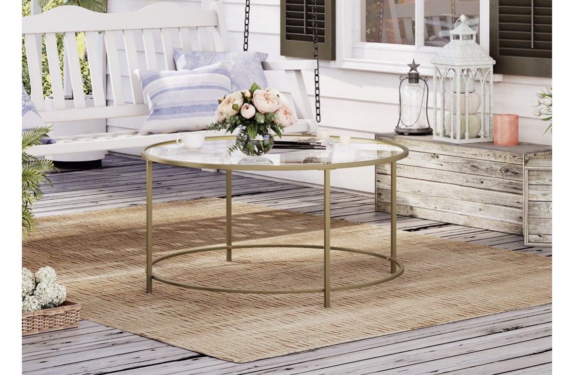 Tables: Toller runder Couchtisch table de salon élégante – D'occasion à Basel par Eaudormante 1