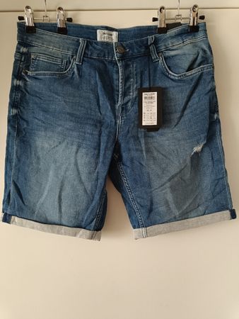 5 Neue Jeansshorts Grösse L oder W33