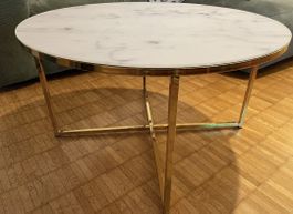 Eleganter Couchtisch – 80x80x45 cm, Glas