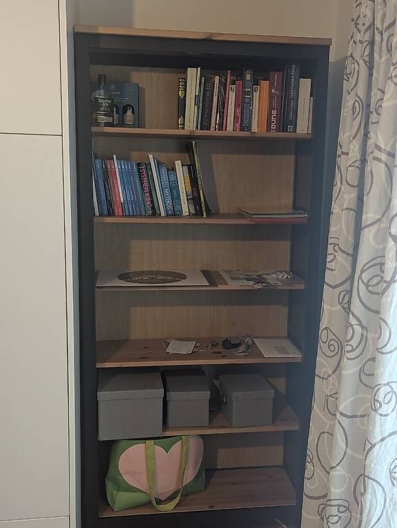 Ikea Scaffali: Bücherregal / Bookcase – Usato da Zürich venduto da Spyros