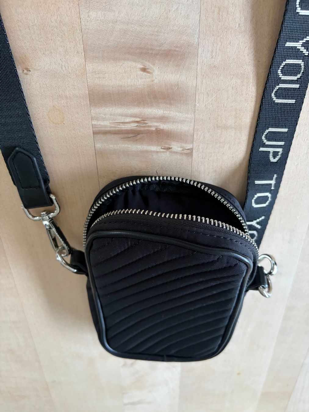 Sacs femmes: Handytasche – Neuf (Voir description) à Azmoos par Verwir64 1