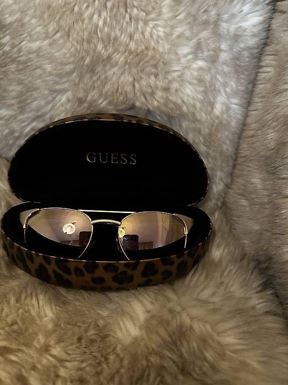 Occhiali & Lenti: Guess Sonnenbrille – Usato da Lenzburg venduto da marciaX19 4