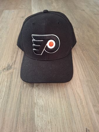 Kappe Philadelphia Flyers schwarz Logo bestickt