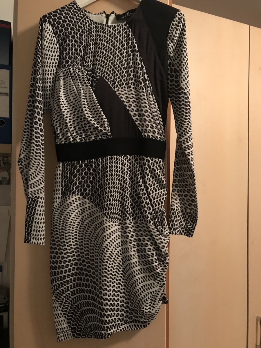 Vestiti: Kleid von Designer Remix Neuwertig – Usato da Horw venduto da slavi77 1